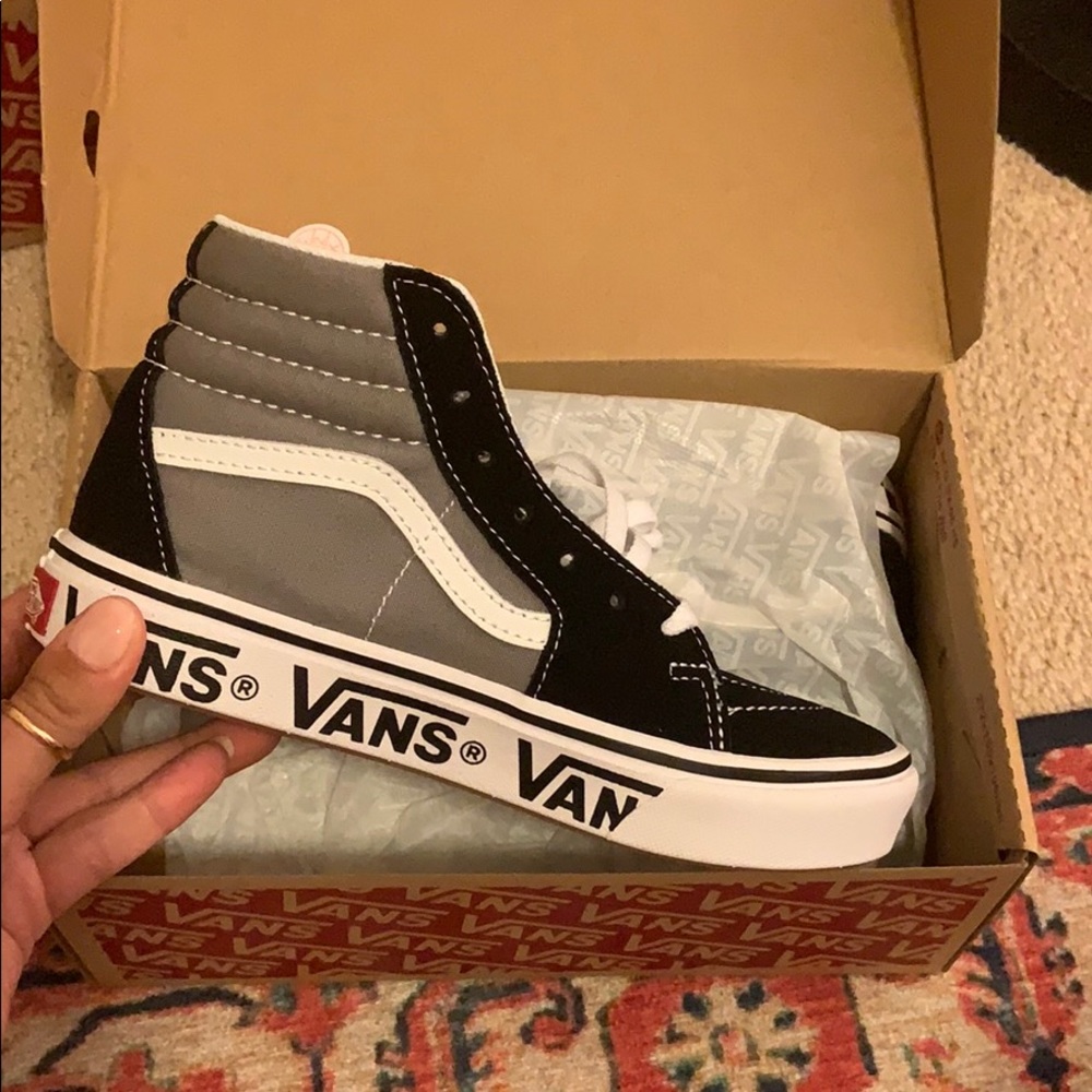 NEW KIDS VANS
